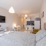 Sunny Dream Apartments